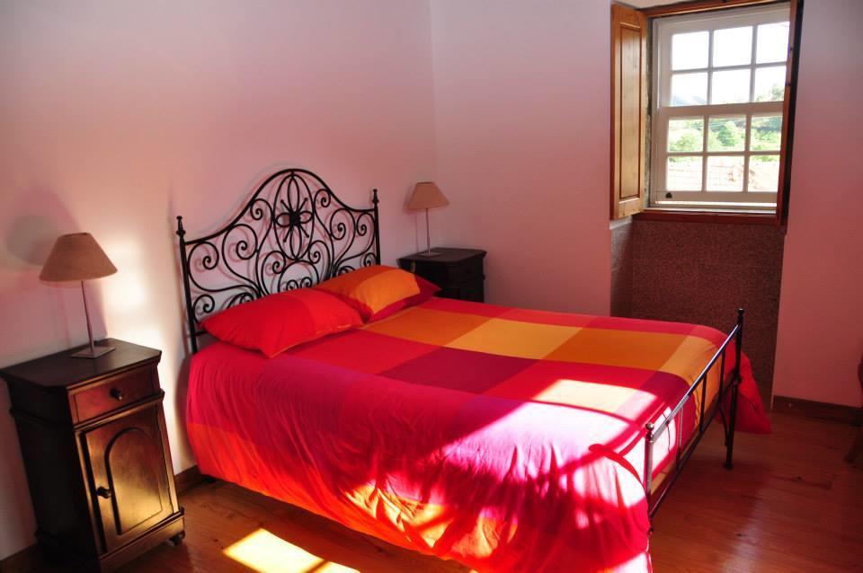 Villa Casa Do Postigo Gerês Habitación foto