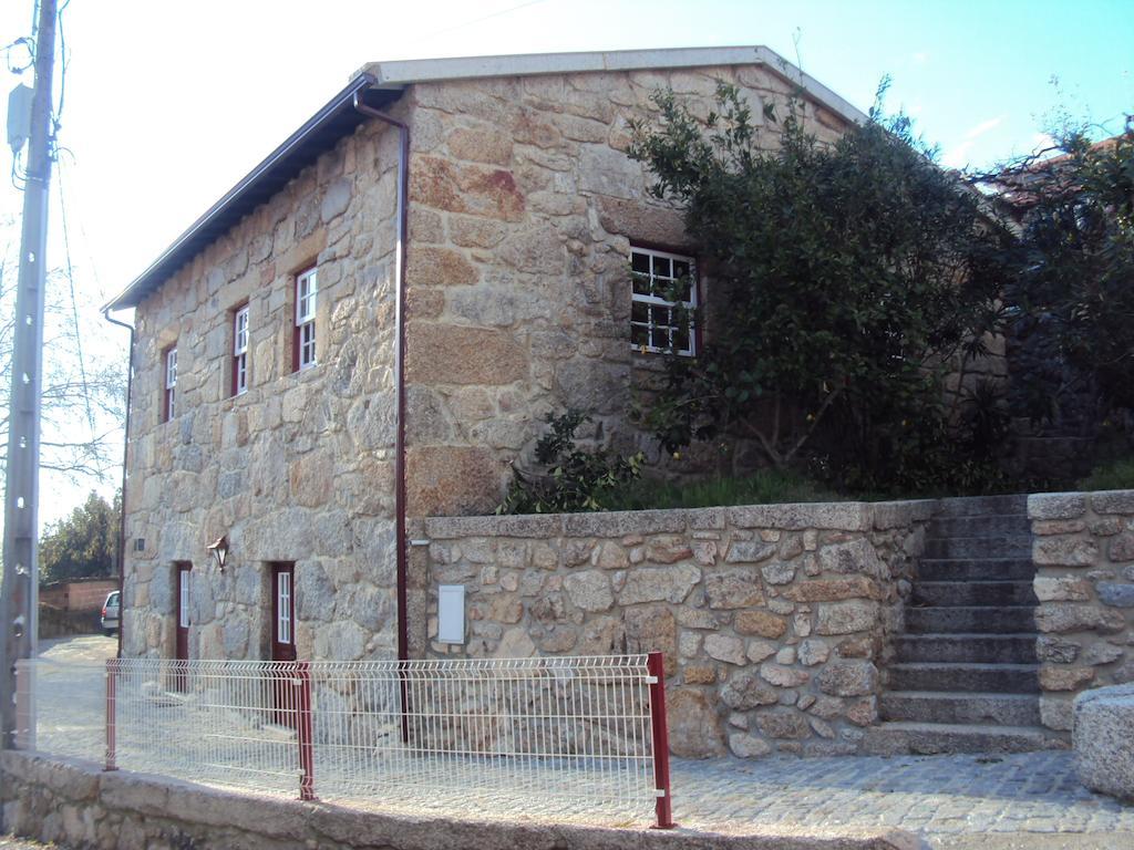 Villa Casa Do Postigo Gerês Exterior foto