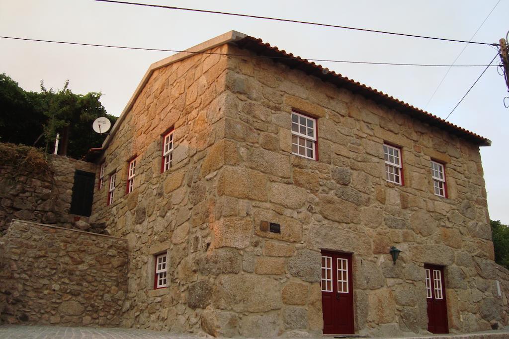 Villa Casa Do Postigo Gerês Exterior foto